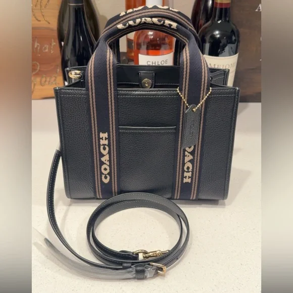 SOLD‼️‼️ Smith Tote 24 in Refined pebble leather - Picture 3 of 9